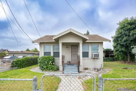 555 Laurel Ave, Hayward, CA 94541