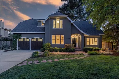 17506 Vineland Ave, Monte Sereno, CA 95030