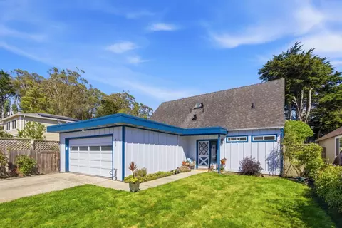 560 Terrace Ave, Moss Beach, CA 94038