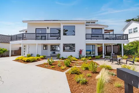 1212 W Cliff Dr, Santa Cruz, CA 95060