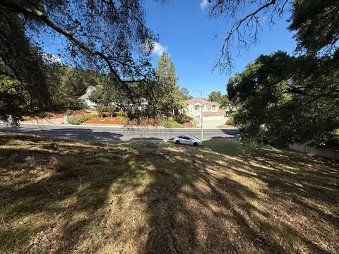 1920 Mantelli Dr, Gilroy, CA 95020 photo 8