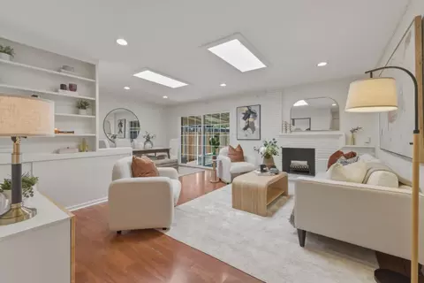 1403 Kavanaugh Dr, East Palo Alto, CA 94303