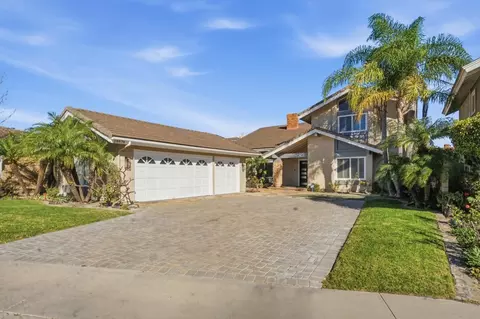 18874 Mount Cimarron St, Fountain Valley, CA 92708
