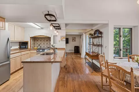 Kitchen - 21550 Locust Dr, Los Gatos, CA 95033 photo 1 of 3