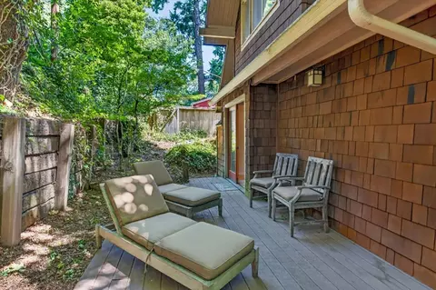 Exterior - 21550 Locust Dr, Los Gatos, CA 95033 photo 7 of 13