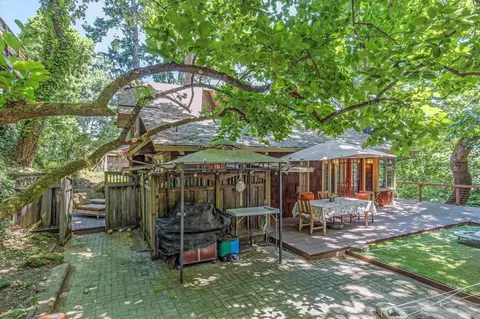 Exterior - 21550 Locust Dr, Los Gatos, CA 95033 photo 2 of 13