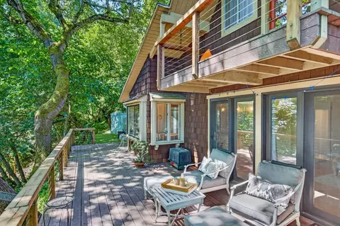 Exterior - 21550 Locust Dr, Los Gatos, CA 95033 photo 6 of 13