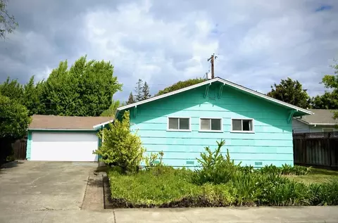 1647 Nilda Ave, Mountain View, CA 94040