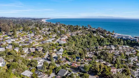 View/Area - 233 Wixon Ave, Aptos, CA 95003 photo 2 of 3