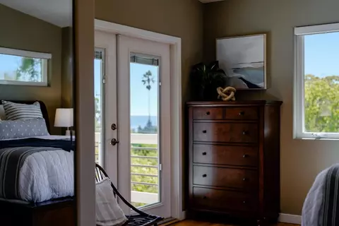 Bedroom - 233 Wixon Ave, Aptos, CA 95003 photo 4 of 6