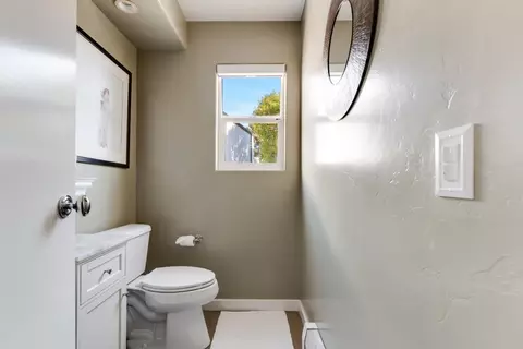 Bath - 233 Wixon Ave, Aptos, CA 95003 photo 2 of 6