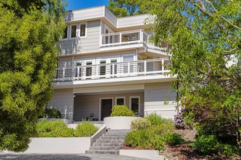233 Wixon Ave, Aptos, CA 95003