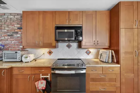 Kitchen - 251 La Mesa Dr, Salinas, CA 93901 photo 3 of 3