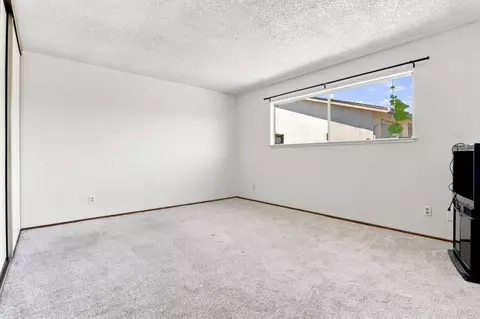 Bedroom - 623 Delta Way, Watsonville, CA 95076 photo 1 of 6