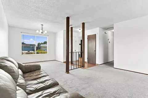 Living - 623 Delta Way, Watsonville, CA 95076 photo 2 of 5
