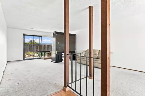 Living - 623 Delta Way, Watsonville, CA 95076 photo 1 of 5