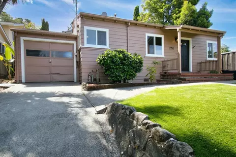 2755 San Carlos Ave, San Carlos, CA 94070