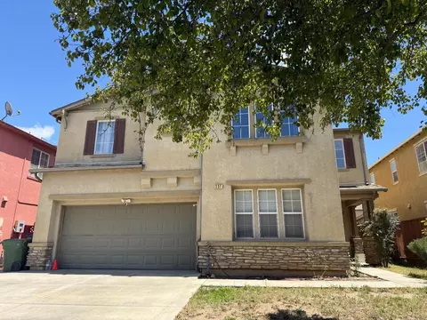 237 Tuscany Ave, Greenfield, CA 93927
