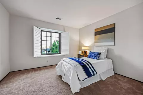 Bedroom - 1225 Magnolia Ave, Millbrae, CA 94030 photo 4 of 5