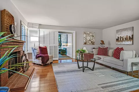 Living - 1225 Magnolia Ave, Millbrae, CA 94030 photo 3 of 4