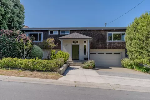 346 12th St, Montara, CA 94037