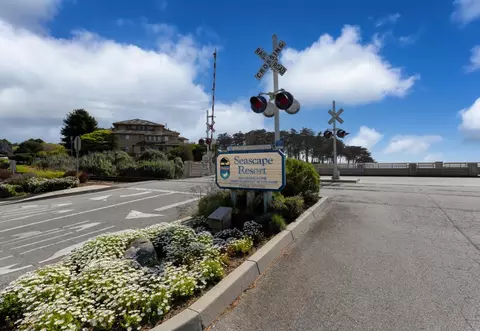 Exterior - 100 Seascape Resort Dr, Aptos, CA 95003 photo 3 of 3