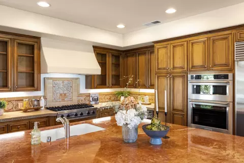 Kitchen - 302 Pasadera Dr, Monterey, CA 93940 photo 2 of 3