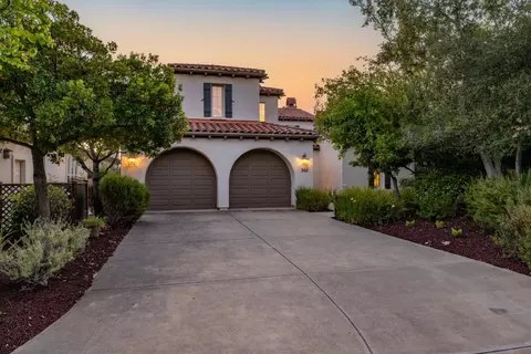 Exterior - 302 Pasadera Dr, Monterey, CA 93940 photo 7 of 10