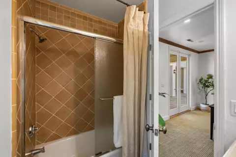 Bath - 302 Pasadera Dr, Monterey, CA 93940 photo 6 of 6