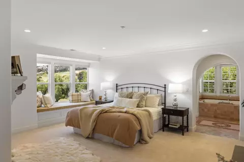 Bedroom - 302 Pasadera Dr, Monterey, CA 93940 photo 2 of 4
