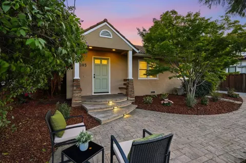 385 Carmelita Dr, Mountain View, CA 94040