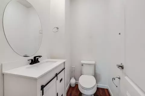 Bath - 6914 Geyserville St, Dublin, CA 94568 photo 2 of 4