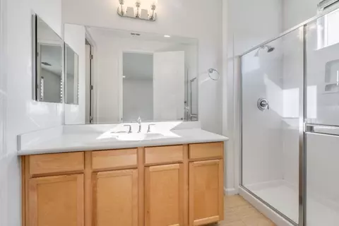 Bath - 6914 Geyserville St, Dublin, CA 94568 photo 4 of 4
