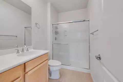 Bath - 6914 Geyserville St, Dublin, CA 94568 photo 1 of 4