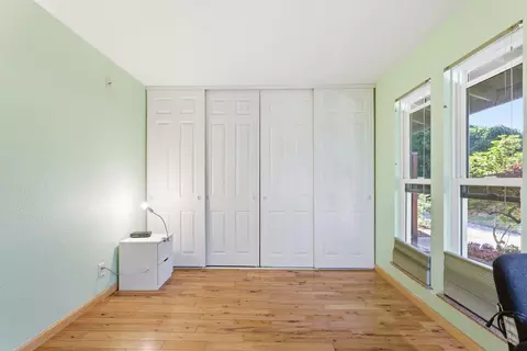 Bedroom - 5561 Roundtree Ter, Fremont, CA 94538 photo 2 of 5