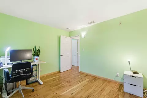 Bedroom - 5561 Roundtree Ter, Fremont, CA 94538 photo 1 of 5