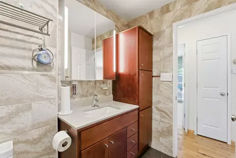 Bath - 5561 Roundtree Ter, Fremont, CA 94538 photo 2 of 2