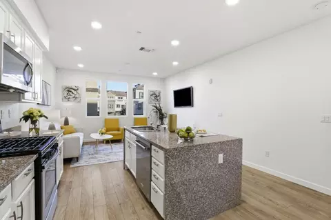 Kitchen - 876 Garden St, Milpitas, CA 95035 photo 3 of 3