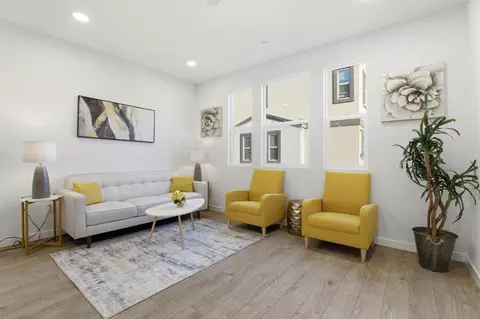 876 Garden St, Milpitas, CA 95035