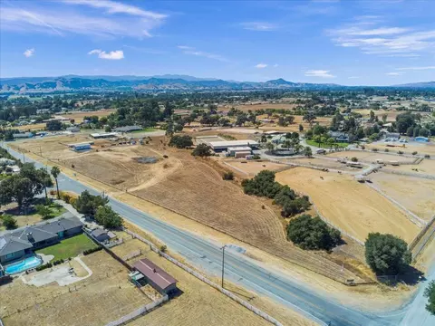 View/Area - 2055 Rucker Ave, Gilroy, CA 95020 photo 10 of 17