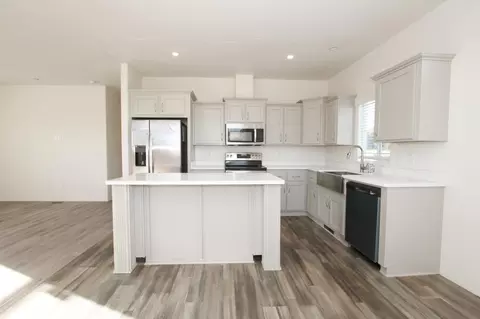 Kitchen - 2055 Rucker Ave, Gilroy, CA 95020 photo 2 of 2