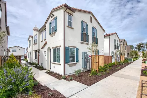603 Santa Ynez Way F, Marina, CA 93933