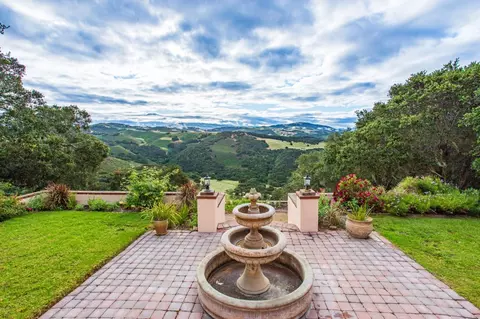 25295 Tierra Grande Dr, Carmel, CA 93923