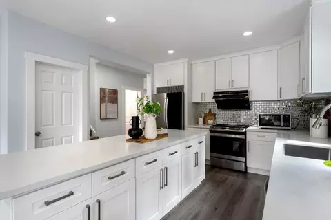 Kitchen - 2226 Blake St, Berkeley, CA 94704 photo 3 of 4