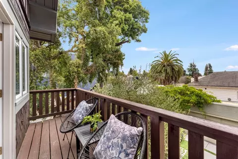Exterior - 2226 Blake St, Berkeley, CA 94704 photo 10 of 18