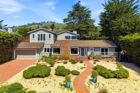 142 Carmel Riviera Dr, Carmel, CA 93923
