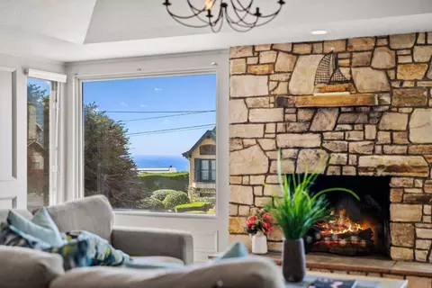 142 Carmel Riviera Dr, Carmel, CA 93923