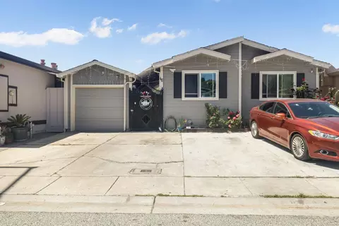 704 Garner Ave 46, Salinas, CA 93905