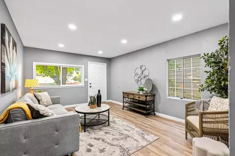 Living - 114 116 Severin Ave, Modesto, CA 95354 photo 1 of 2