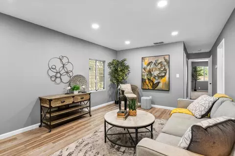 Living - 114 116 Severin Ave, Modesto, CA 95354 photo 2 of 2